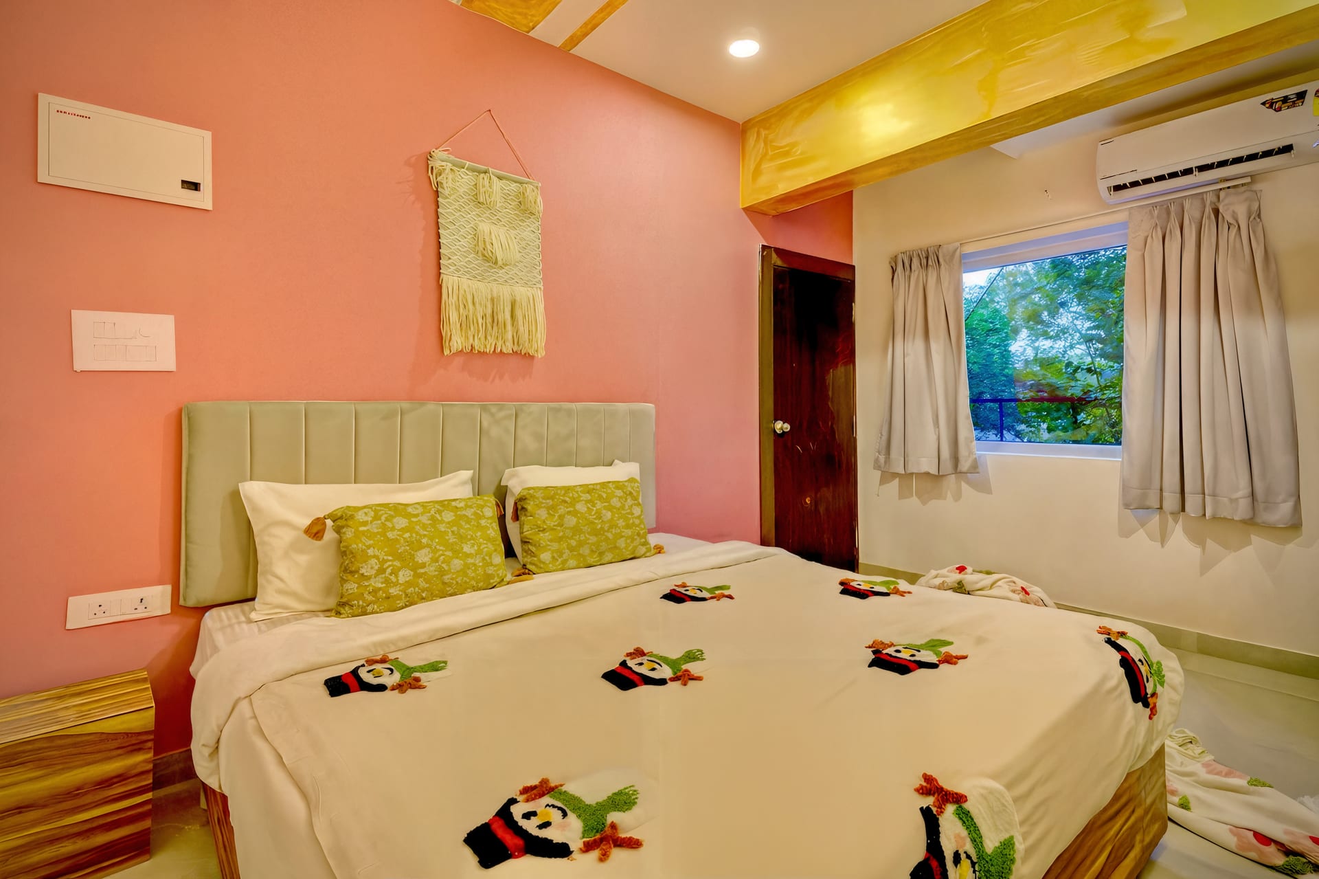 Casa Meadows — 5 bedroom luxury villa in Anjuna, North Goa