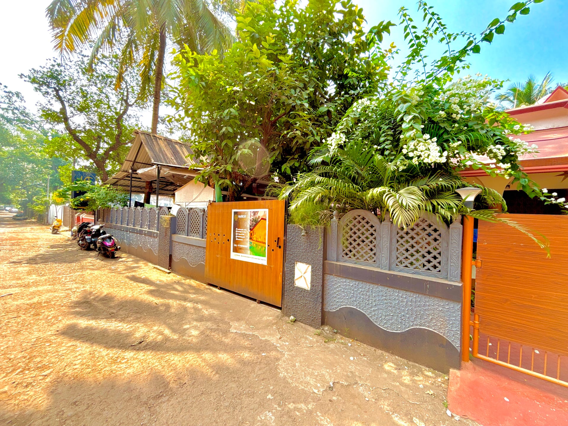 Harbor Court — 10 bedroom luxury bungalow in Vagator, North Goa