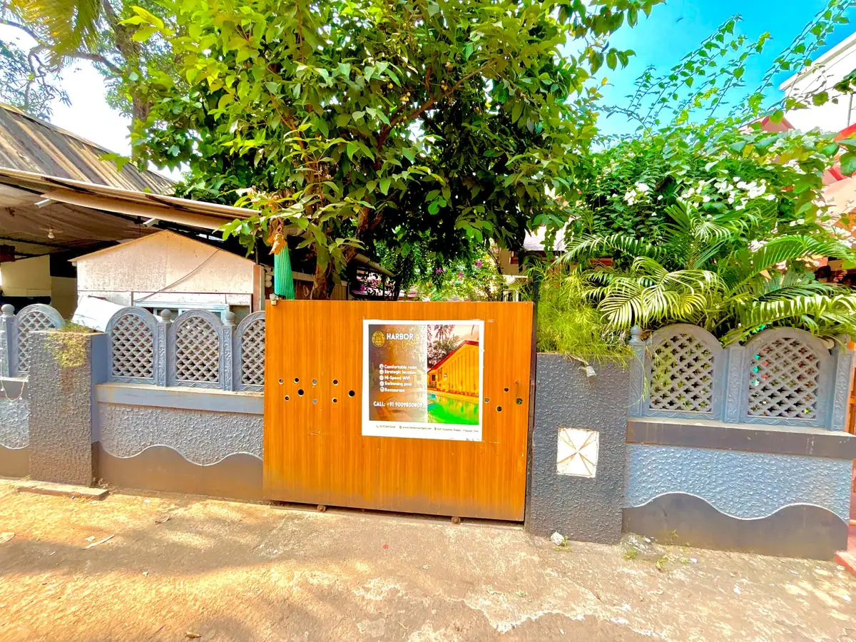 Harbor Court — 10 bedroom luxury bungalow in Vagator, North Goa