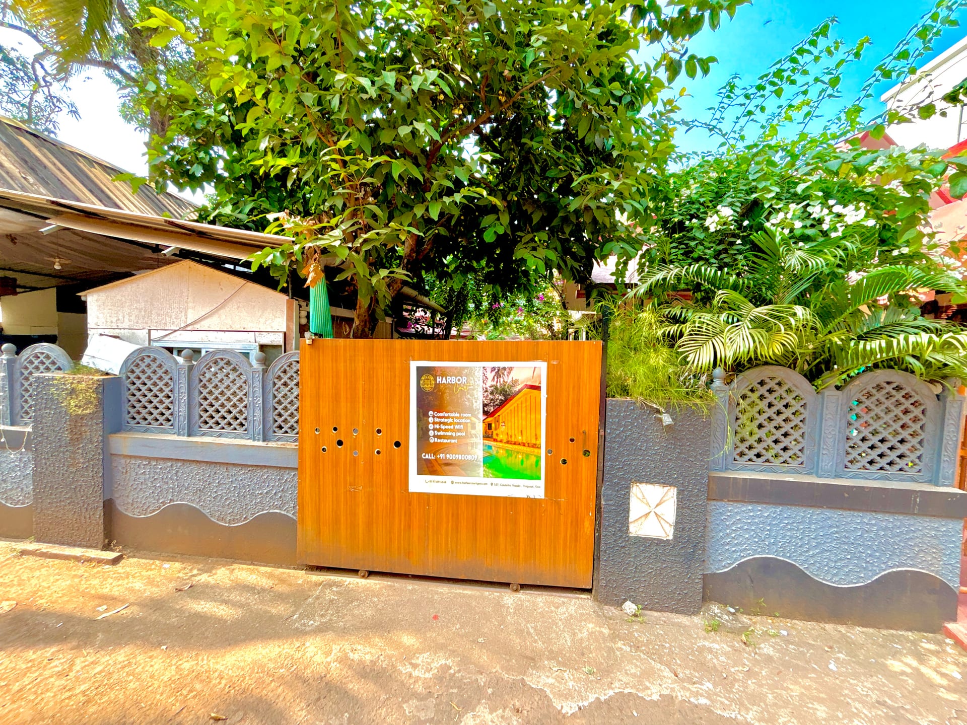 Harbor Court — 10 bedroom luxury bungalow in Vagator, North Goa