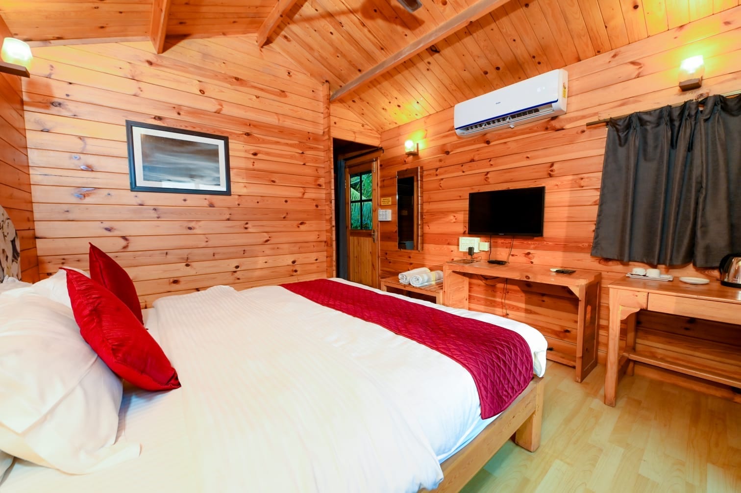 The Plix Resort - Morjim — 10 bedroom luxury bungalow in Morjim, North Goa