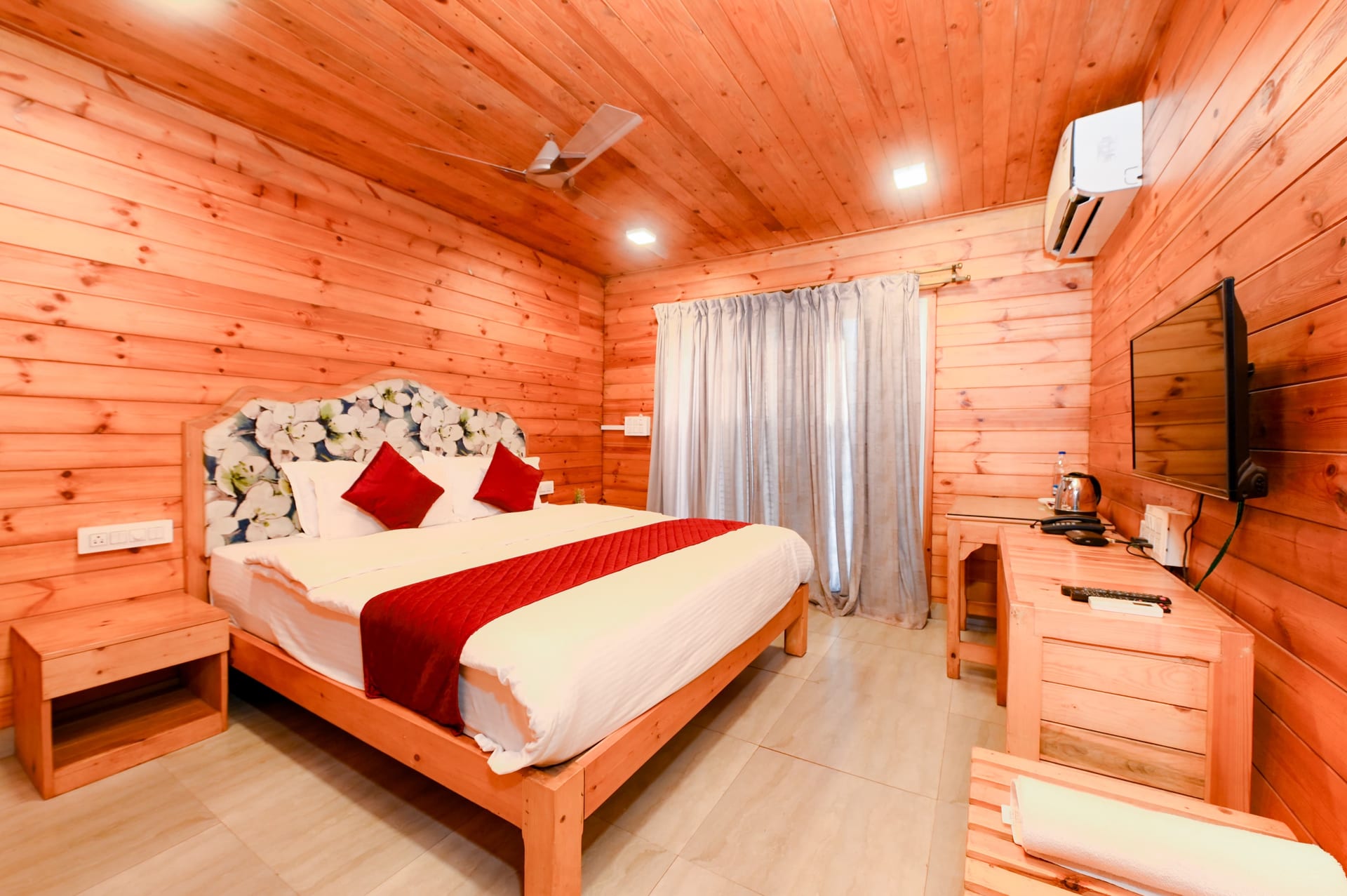 The Plix Resort - Morjim — 10 bedroom luxury bungalow in Morjim, North Goa