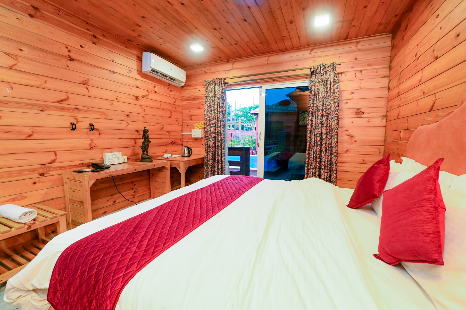 The Plix Resort - Morjim — 10 bedroom luxury bungalow in Morjim, North Goa