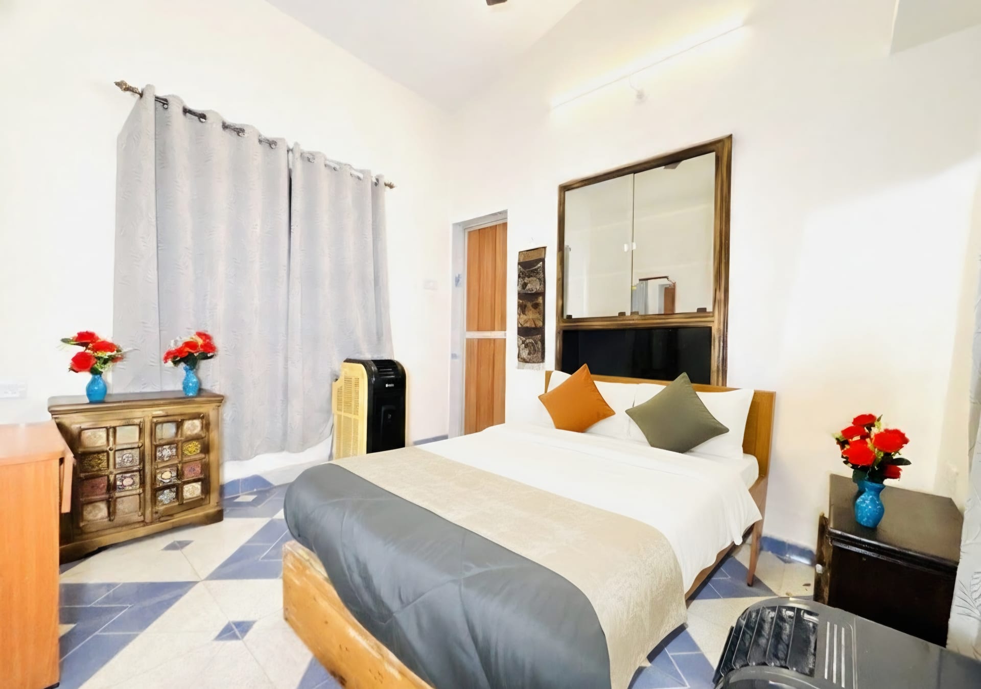 The Plix Villa — 3 bedroom luxury villa in Assagao, North Goa