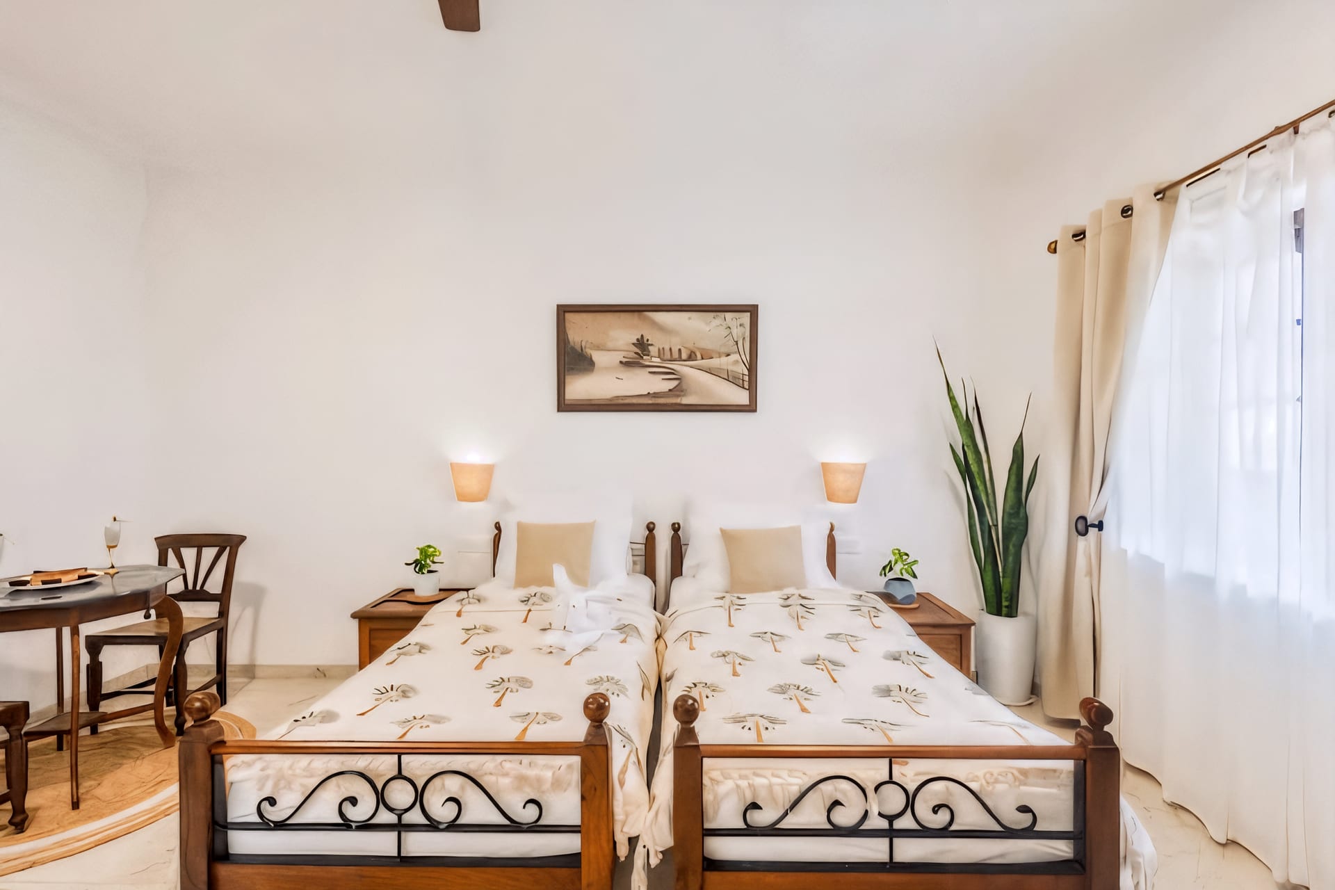 Vivenda Chico - 8 BHK Heritage Bungalow — 8 bedroom luxury bungalow in Candolim, North Goa